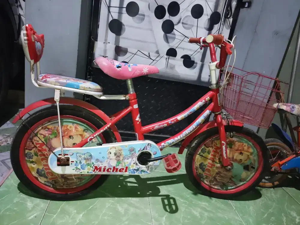 Sepeda Anak Perempuan ukuran 16
