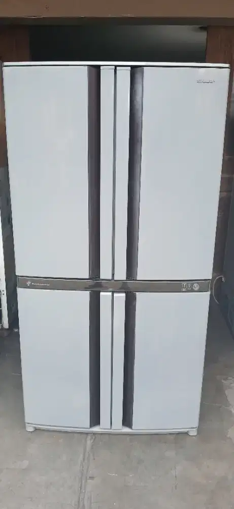 kulkas Hitachi 4 pintu
