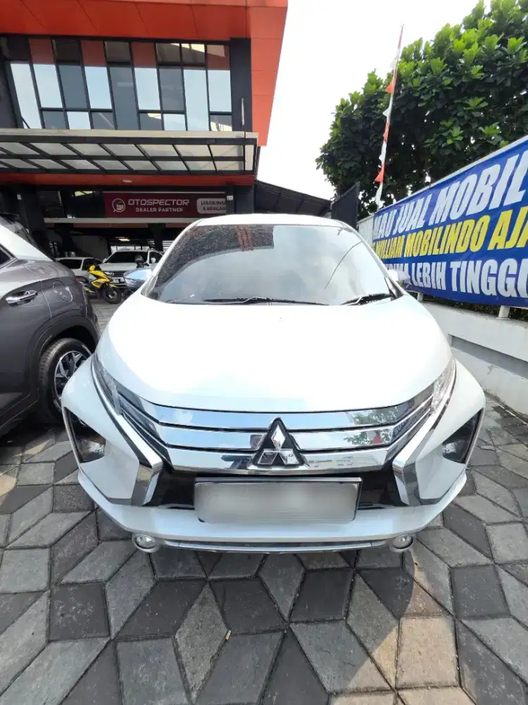 Xpander Ultimate At 2018 Putih