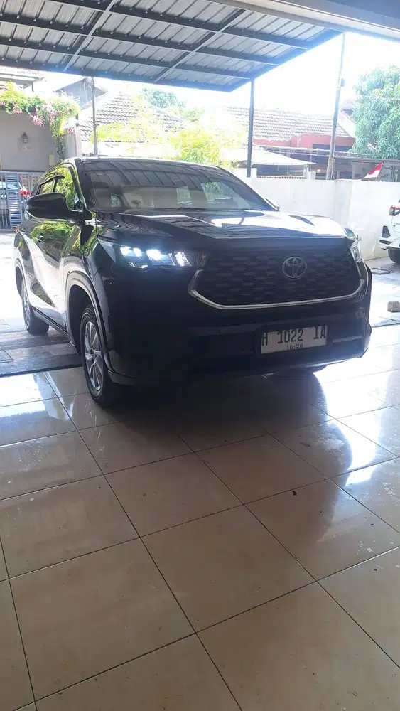 Zenix type G bensin pol H asli perorangan pajak tertib seperti baru!
