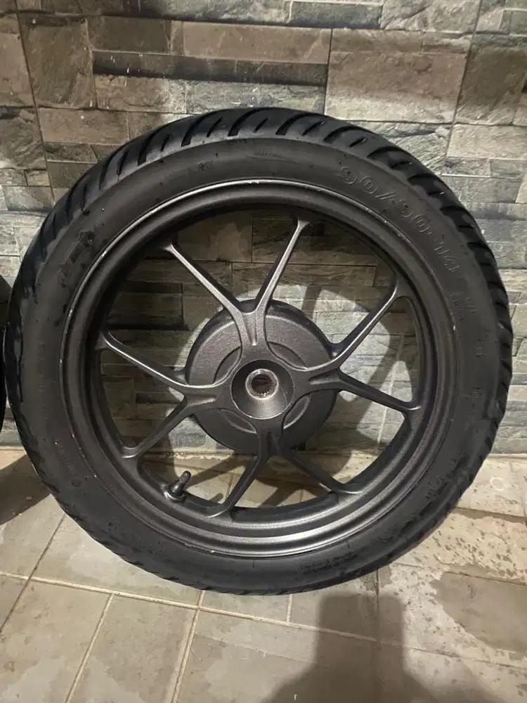 Velg Beat Deluxe Bawaan Motor 2024