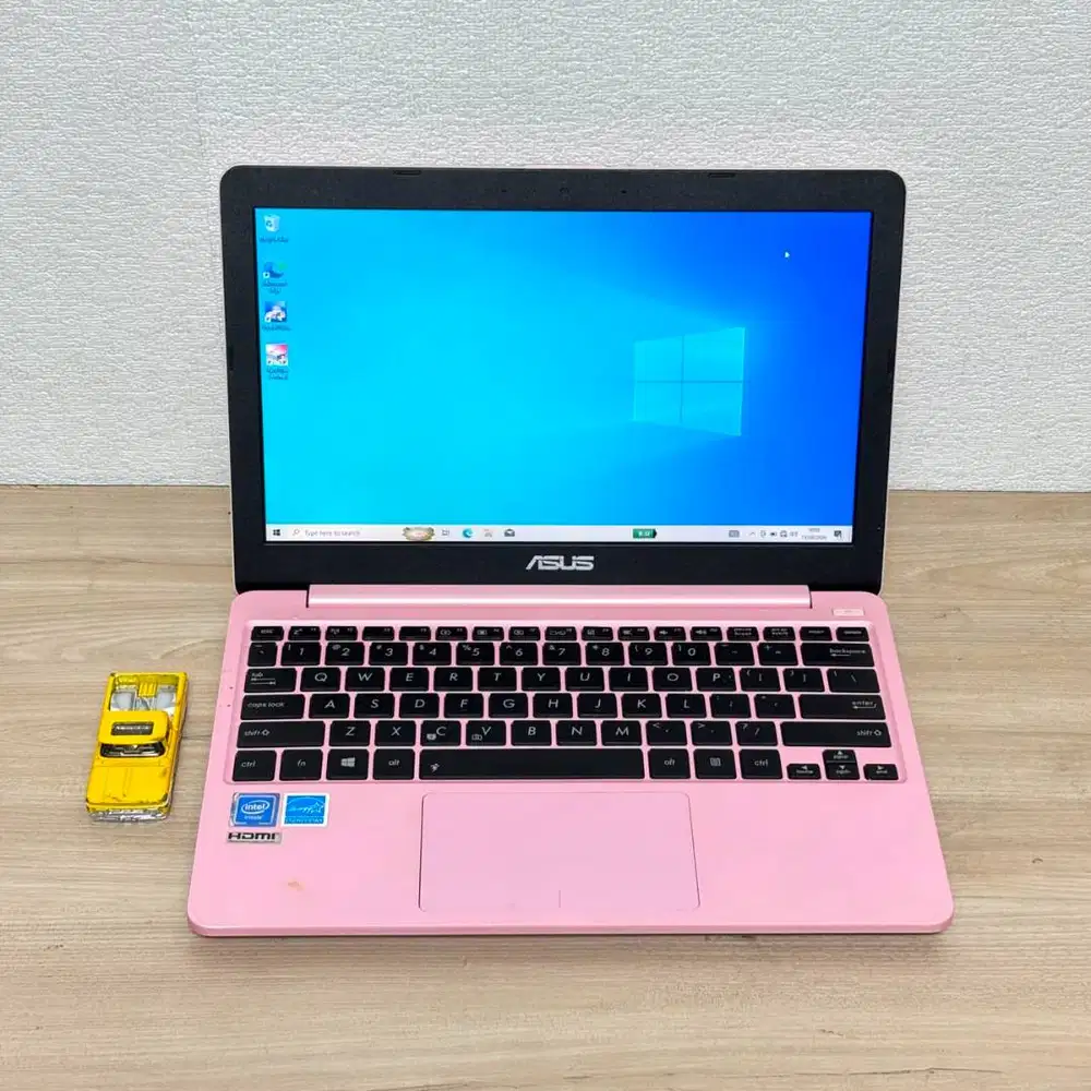 Laptop Murah 1Jutaan ASUS E203 CELERON N4000  RAM 2GB //  SSD 128GB