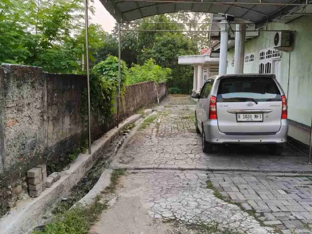 DiJUAL TANAH+BANGUNAN,RAYA SERPONG