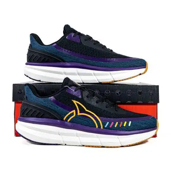 Sepatu running ortuseight