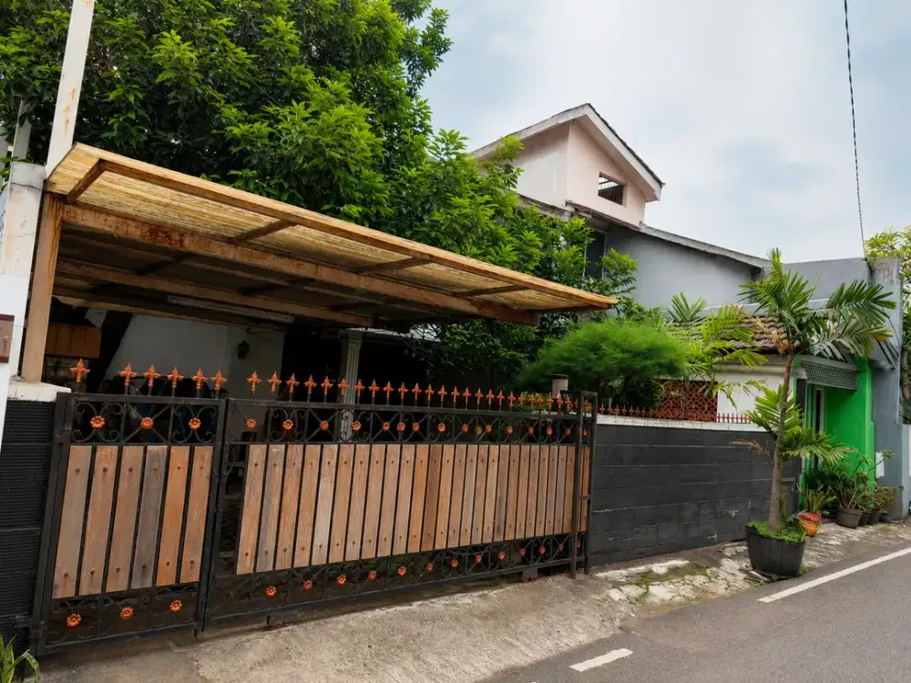 Dijual rumah siap huni, lokasi strategis di jl.pangkalan jati, jatiwaringin