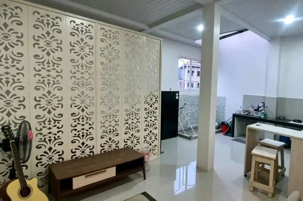 Rumah dijual cantik dekat undip tembalang 2 lantai nego sampai deal