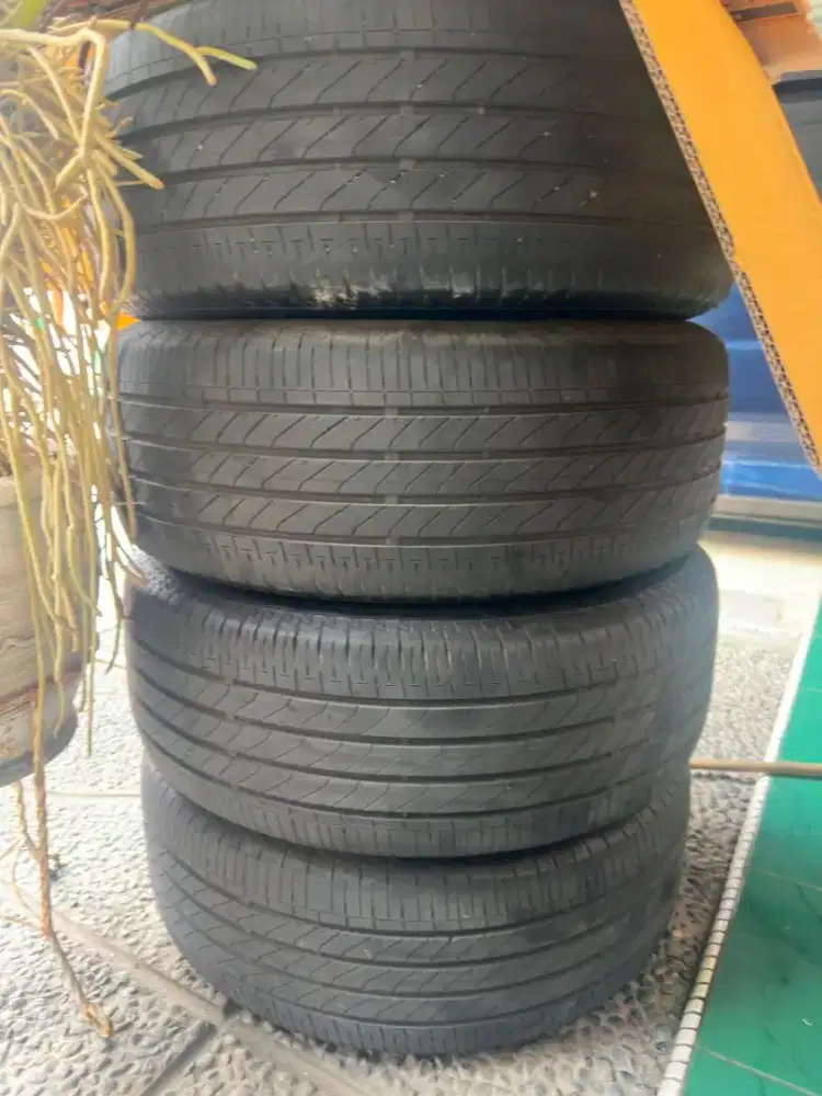 Ban Second Bridgestone