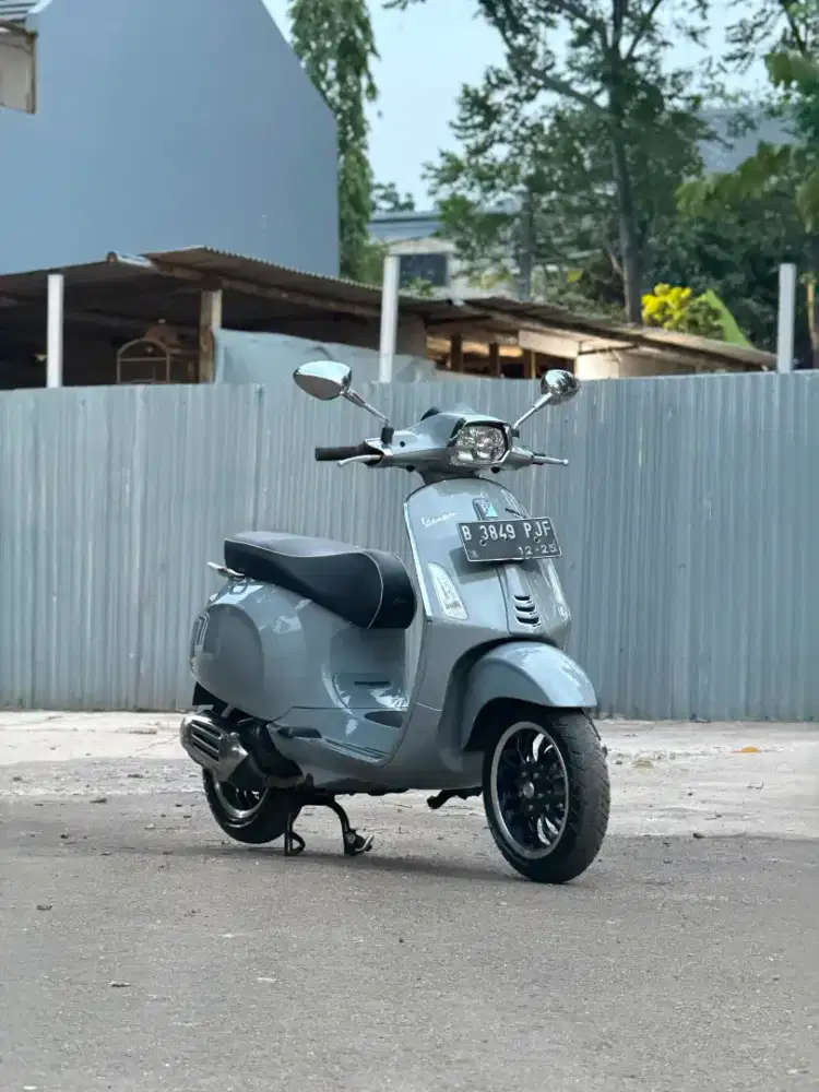 DIJUAL VESPA SPRINT 150 IGET ABS LED THN 2020 PERFECT CONDITION