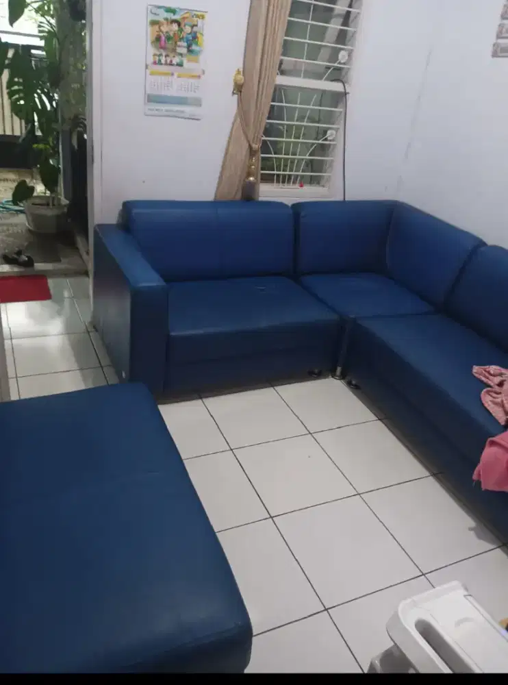 Dijual 3 sofa masih layak pakai