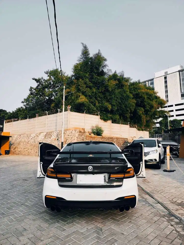 BMW 530i 2018 Bensin