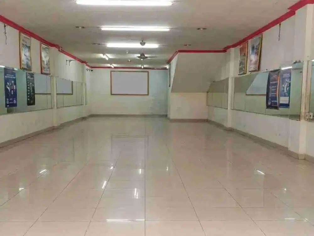 Ruko 3 Lantai Lokasi Strategis SHGB Di Sawah Besar Jakarta Pusat