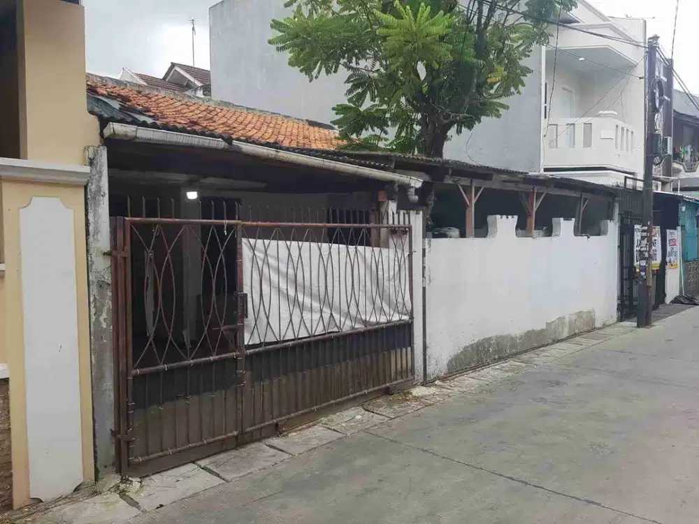 Rumah di Taman Ratu Jakarta Barat, Cocok untuk Hunian atau Investasi!