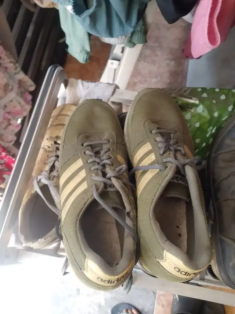 Sepatu adidas size 41