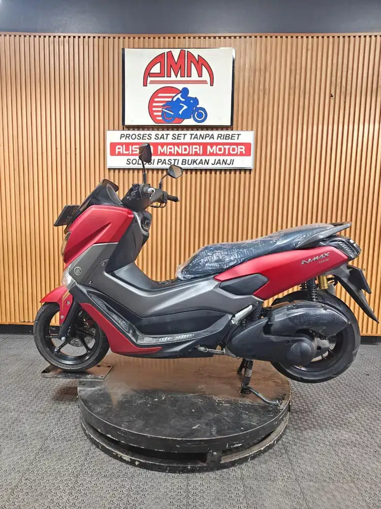 NMAX OLD GREESS BERKUALITAS BERGARANSI CASH NEGO. DP 1.5JT. SS LENGKAP