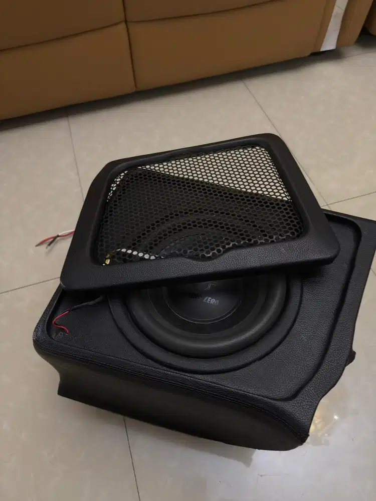 Subwoofer GZ Uranium SQ10