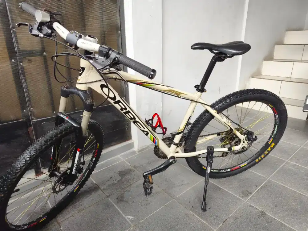 Sepeda MTB Orbea
