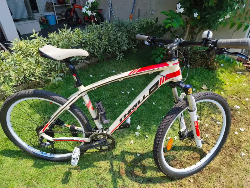 Sepeda MTB Thrill