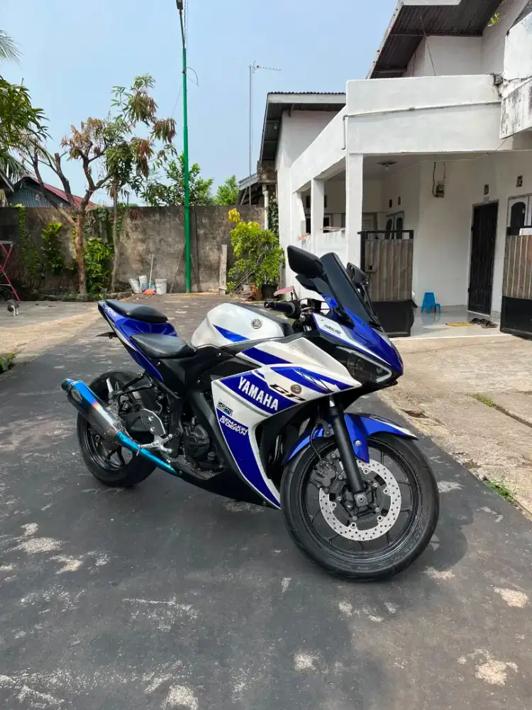 Yamaha R25 2014