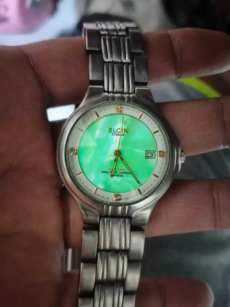 Elgin Titanium Diamond Solar