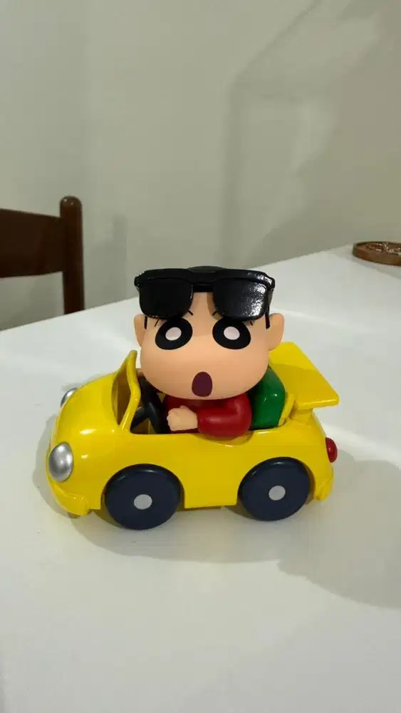 Secret Crayon Shinchan Cozy Holiday