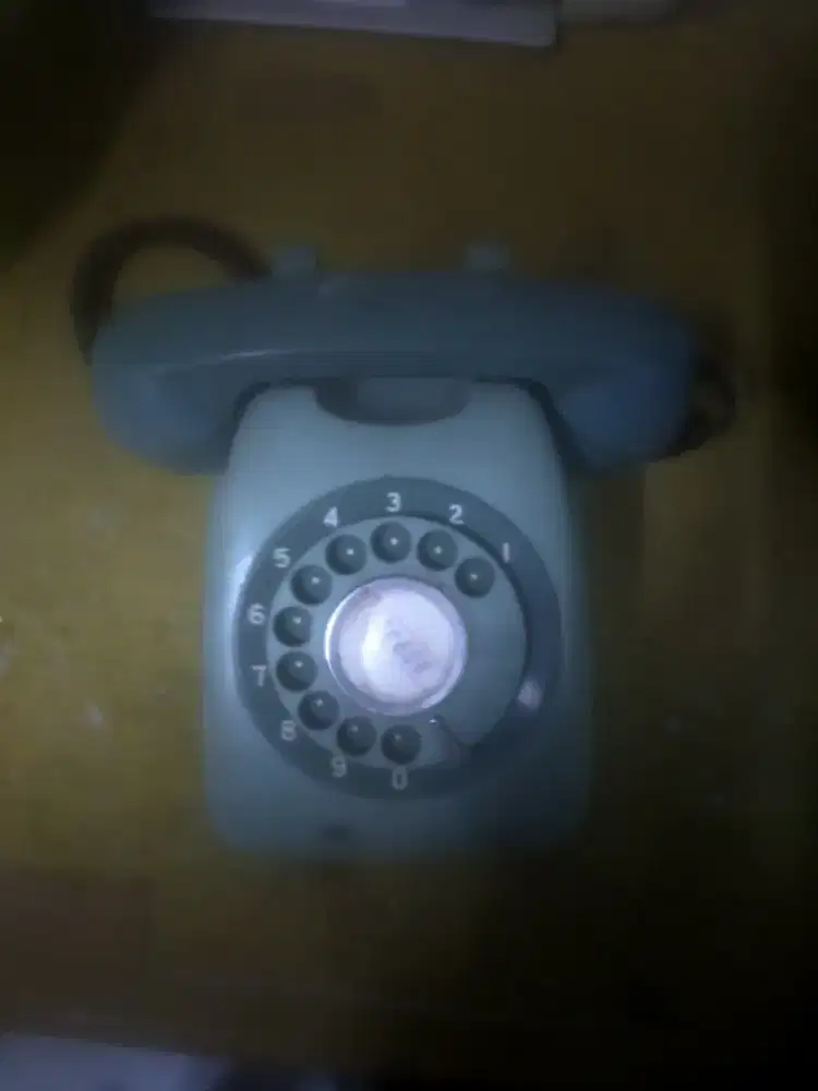 Telepon Putar Antik Klasik Tahun 1983 - Koleksi Vintage Fungsi Normal