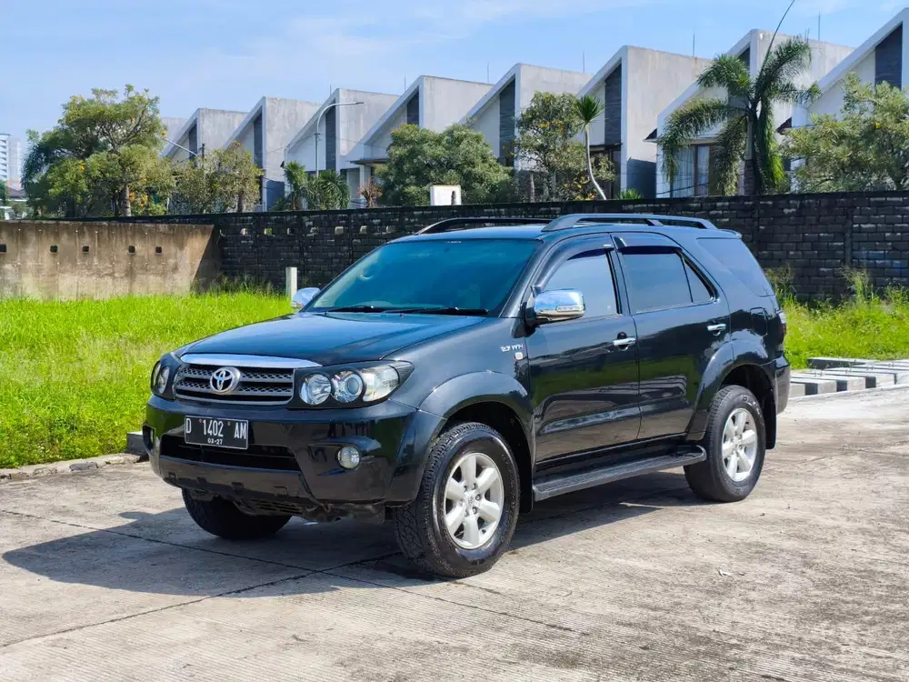 Fortuner G AT Bensin 2011 DP 15