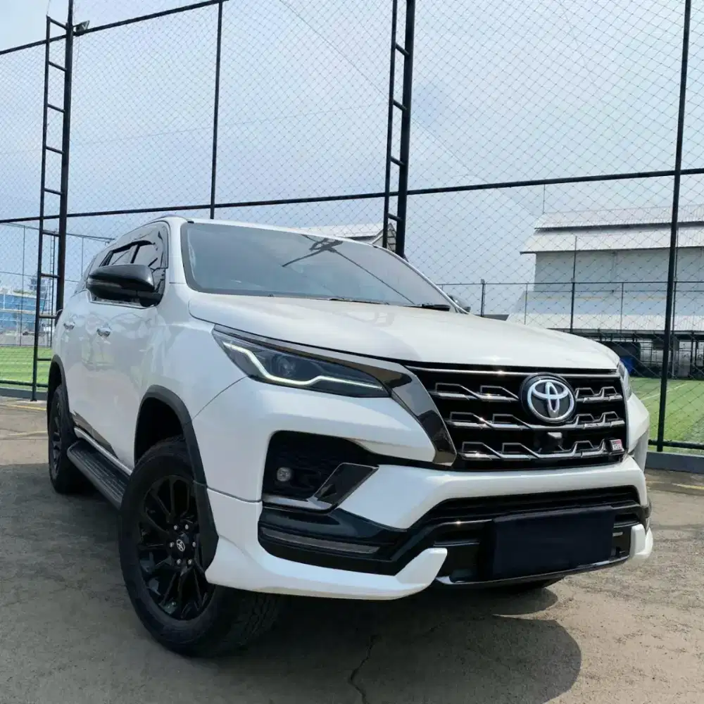 [GR SPORT] TOYOTA FORTUNER GR 2.8 2023
