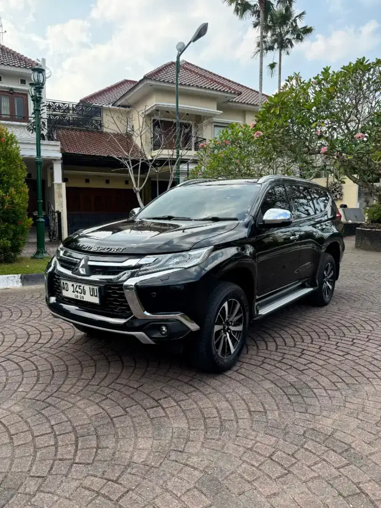 PAJERO SPORT DAKAR 4x2 AT SUNROOF