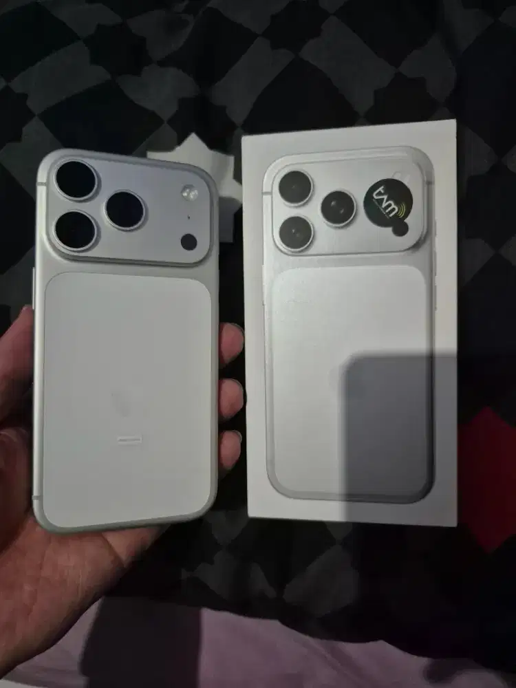 Iphone 17 pro 256GB ex ibox garansi on mei 2027 lengkap