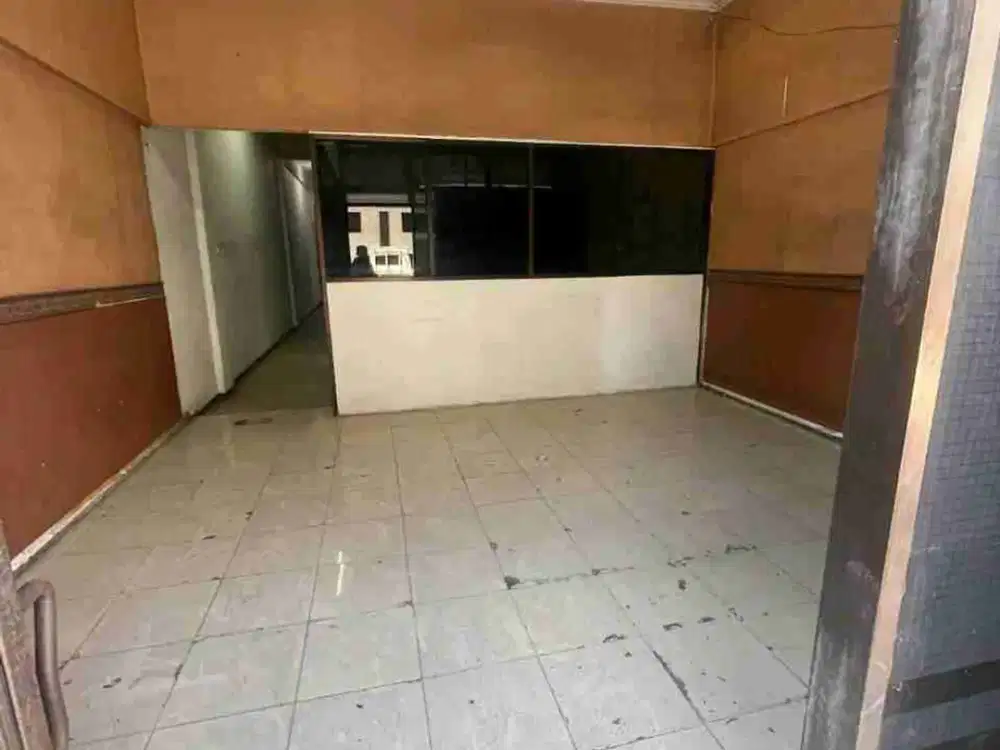 Disewakan Ruko Perak  Seberang Gedung Baruna wati