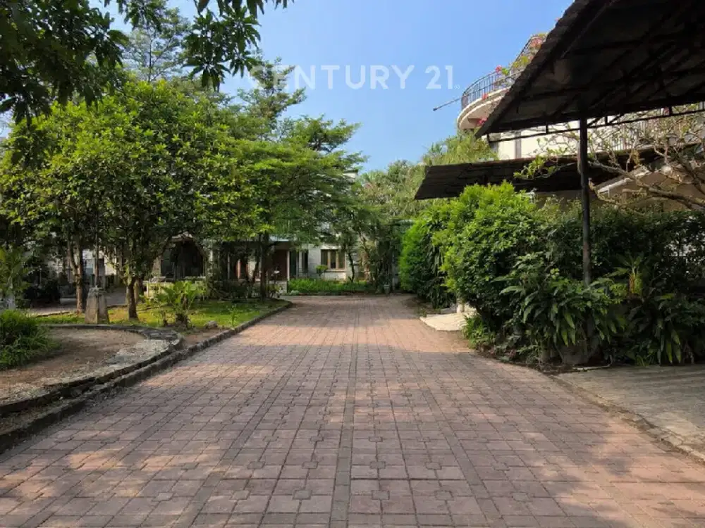 Rumah Di Cirendeu Dalam Cluster Asri Dan Tenang