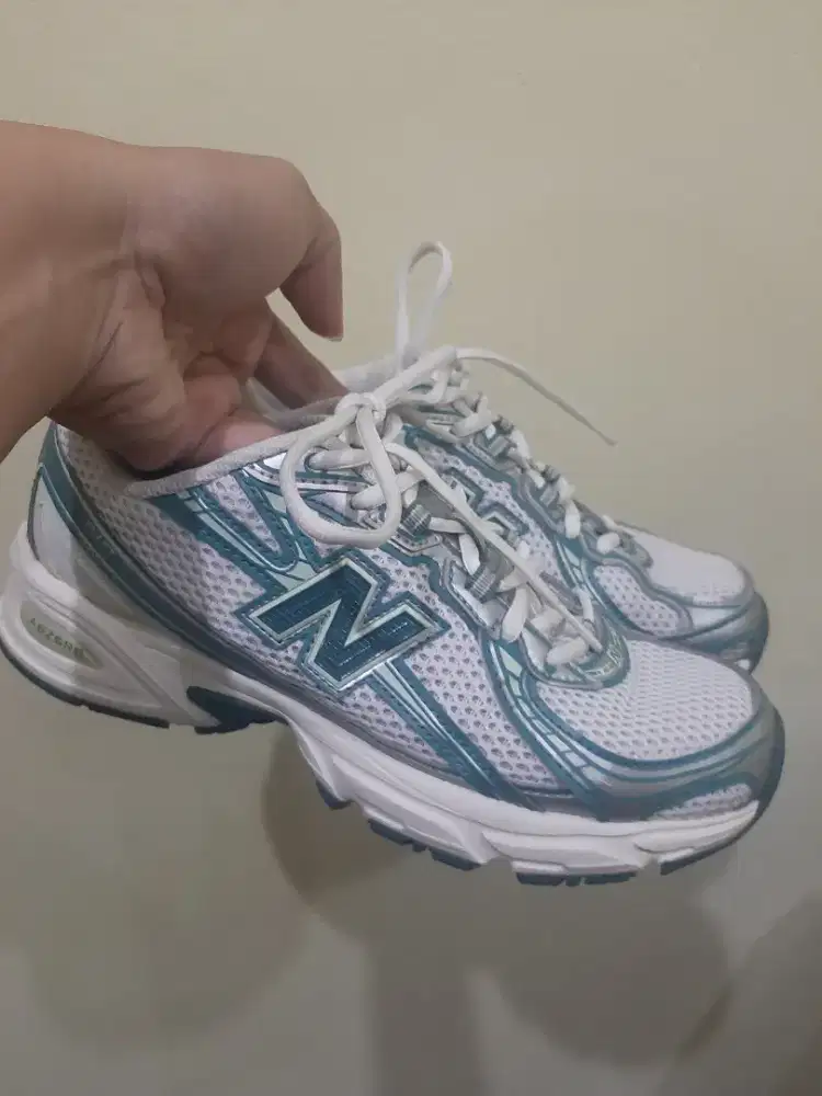 Original Woman Running New Balance 740 Green Sea Salt Size 39,5