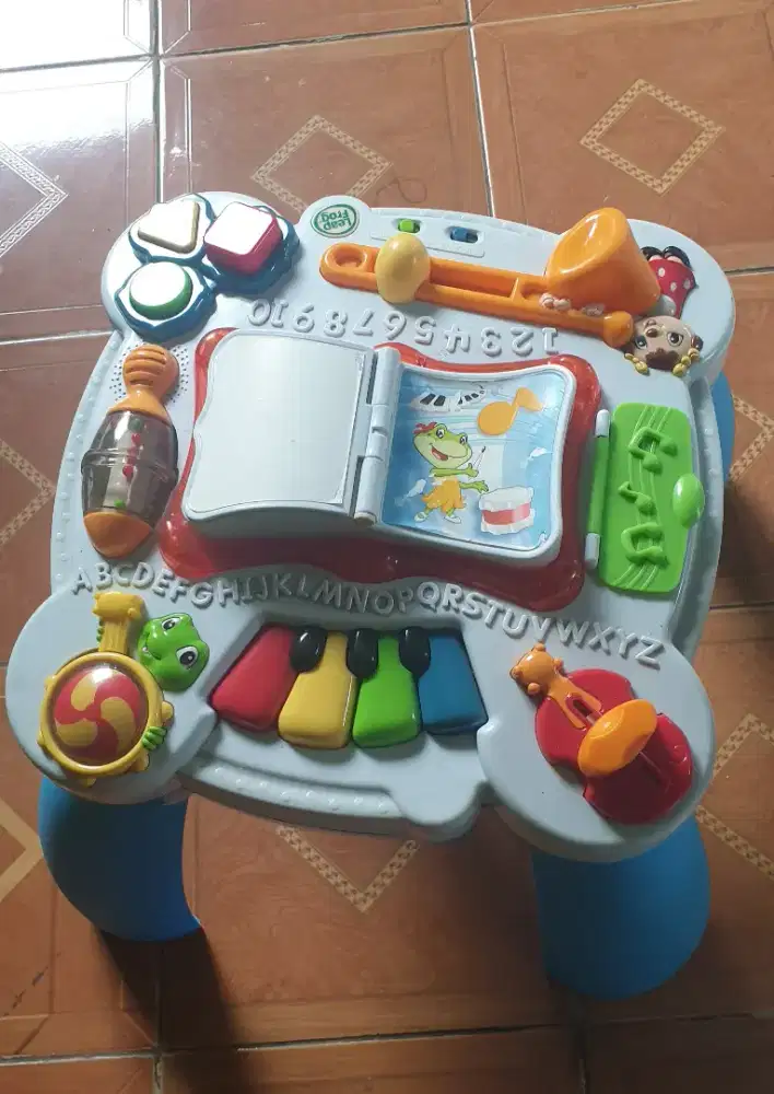 meja mainan balita