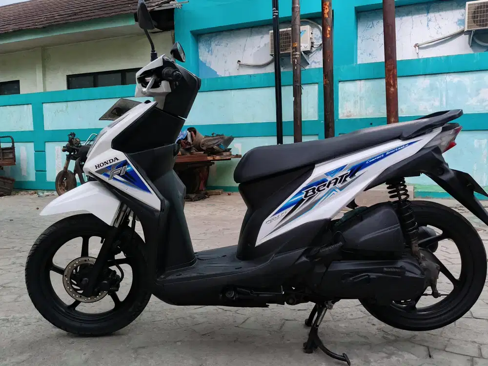 Honda beat FI 2014 stater tokcer halus mulus terawat