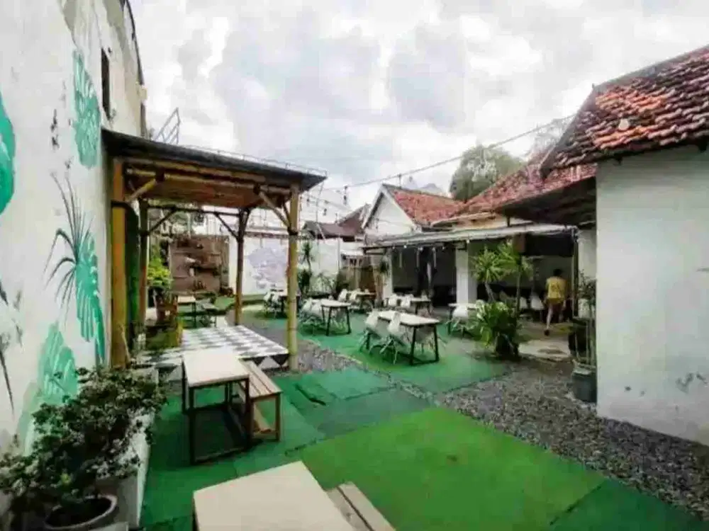 Dijual Strategis Rumah Luas 800m² Cocok Buat Usaha Selangkah ke Raya Darmo Surabaya