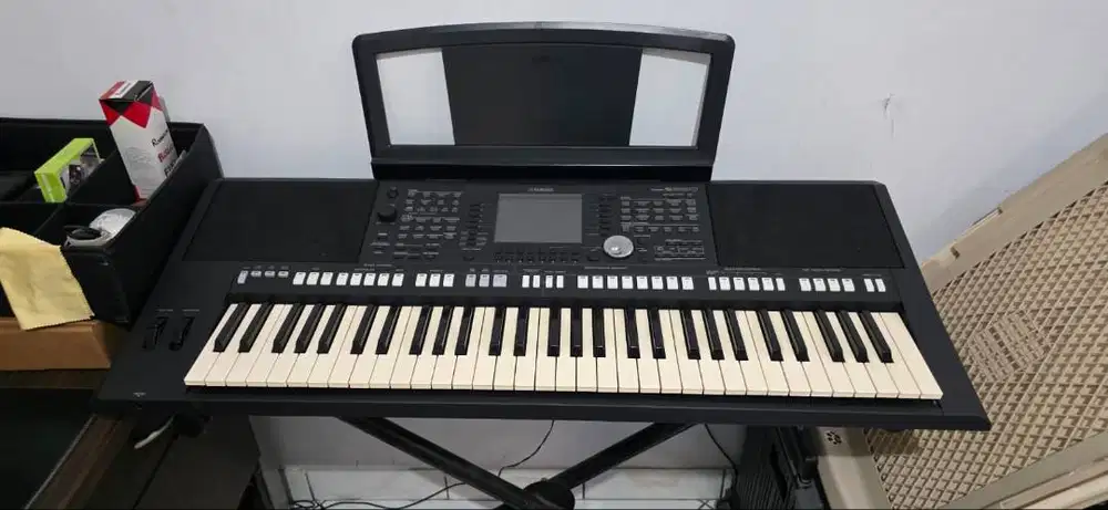 JUAL CEPAT KEYBOARD YAMAHA PSR S950, JARANG DIPAKAI, LENGKAP + DUS