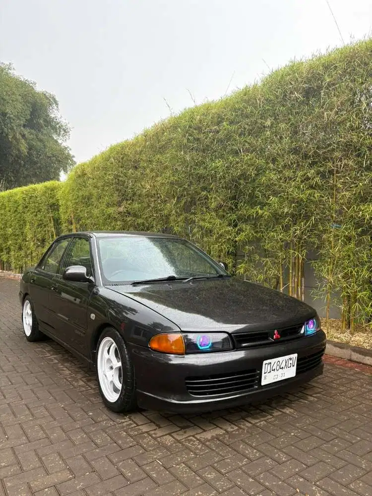 Mitsubishi Lancer 1994 Bensin