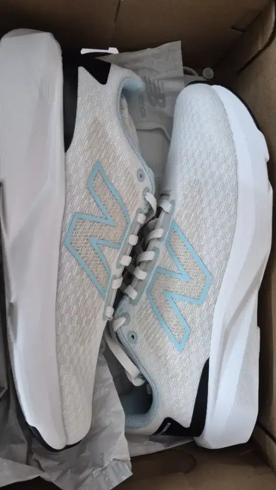 New Balance W4137RK Women Running – Size 40