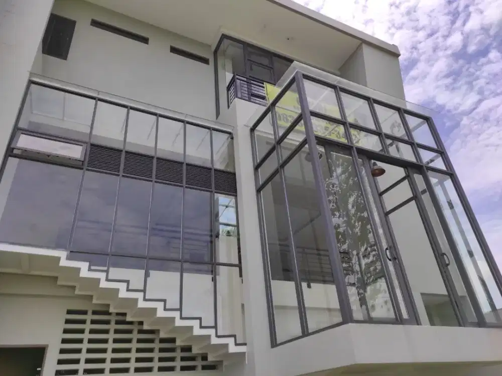 Rumah Keren Siap Huni di Kumalasinta Kota Baru Parahyangan