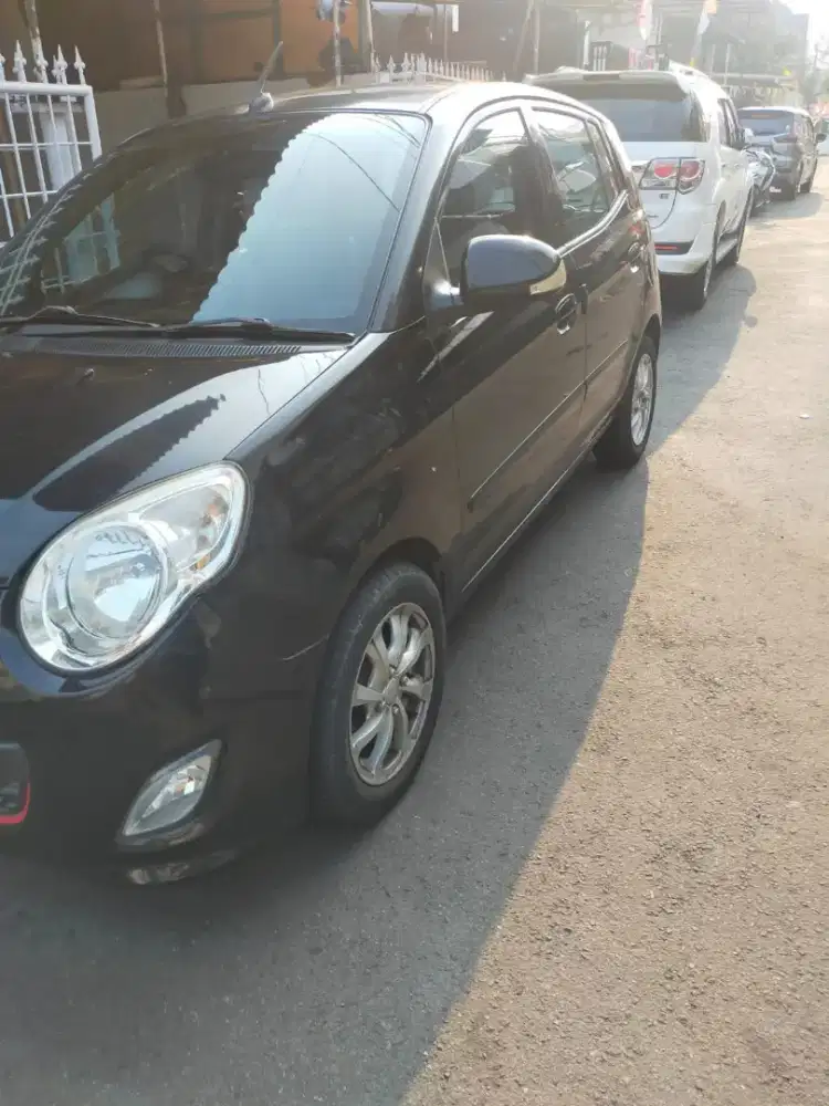 KIA PICANTO AT 2011