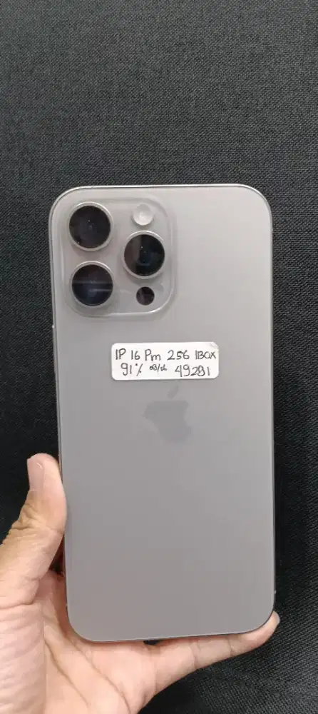 iPhone 16 pro max 256 iBox