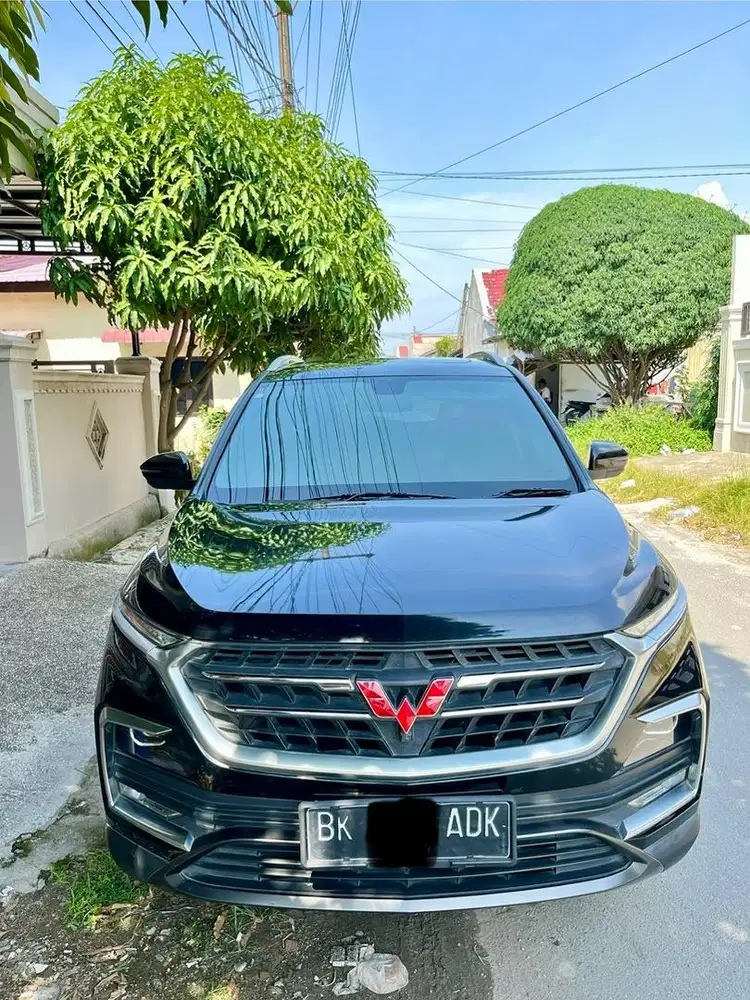 Wuling Almaz 1.5 T Lux 7 Seater Panoramic Sunroof 2022 Hitam Otomatis