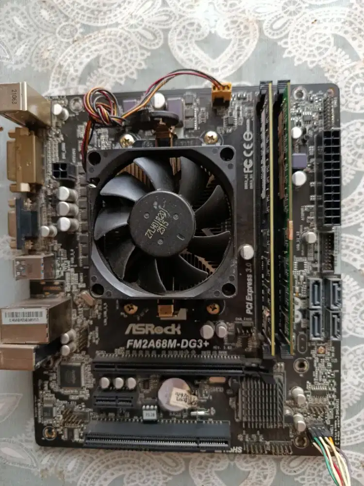 Motherboard AMD FM2+Processor A8+Ram 16gb