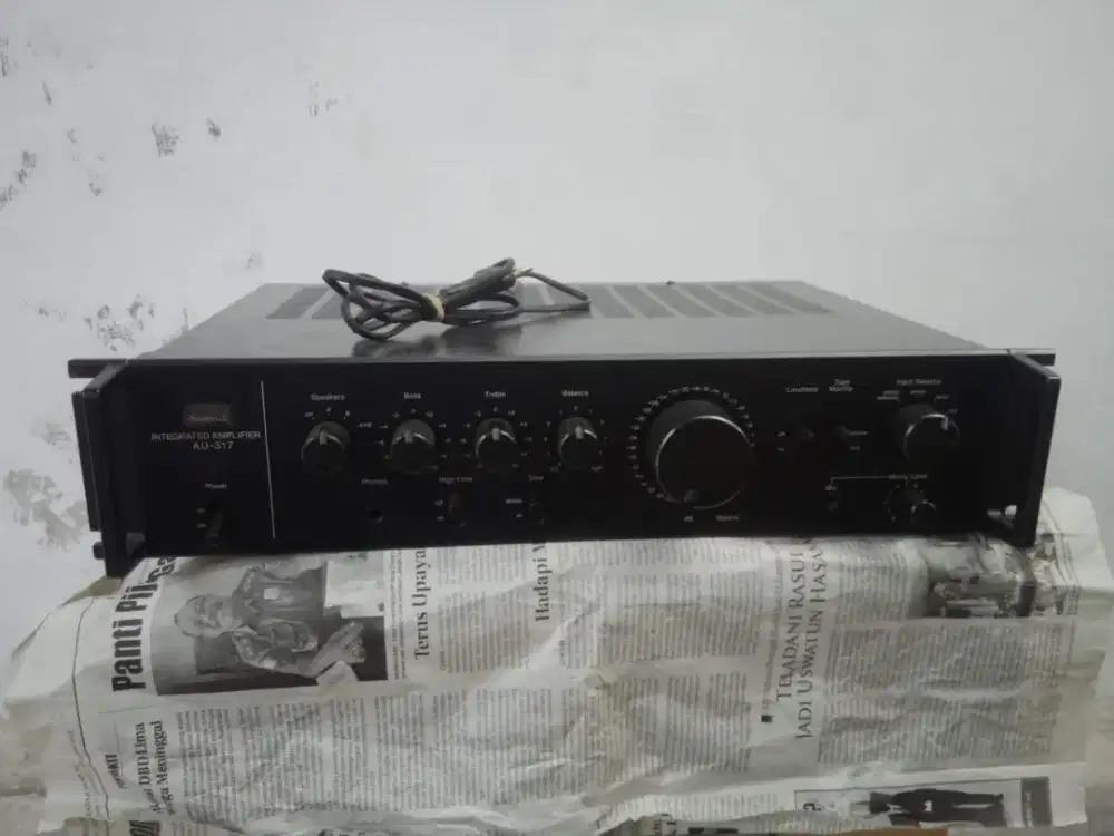 Jual amplifier sansui