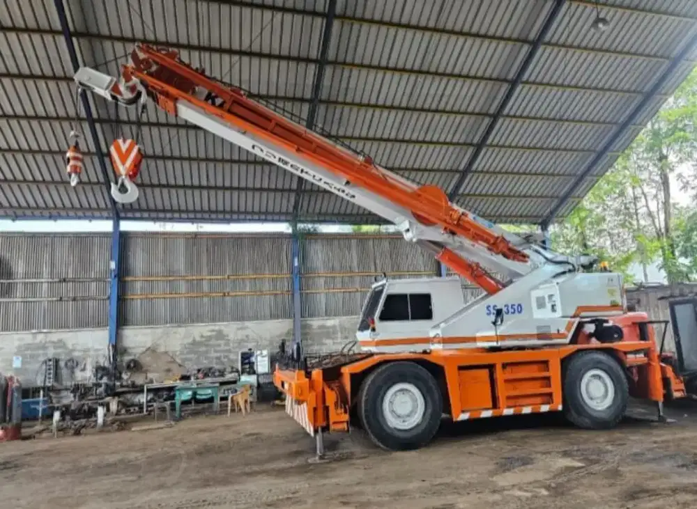 Raughterain crane tadano SS350 tahun 2014