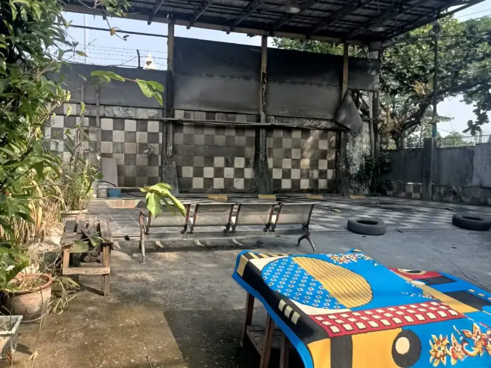Ruang Usaha Posisi Hoek Strategis di Mainroad Soekarno Hatta Bandung