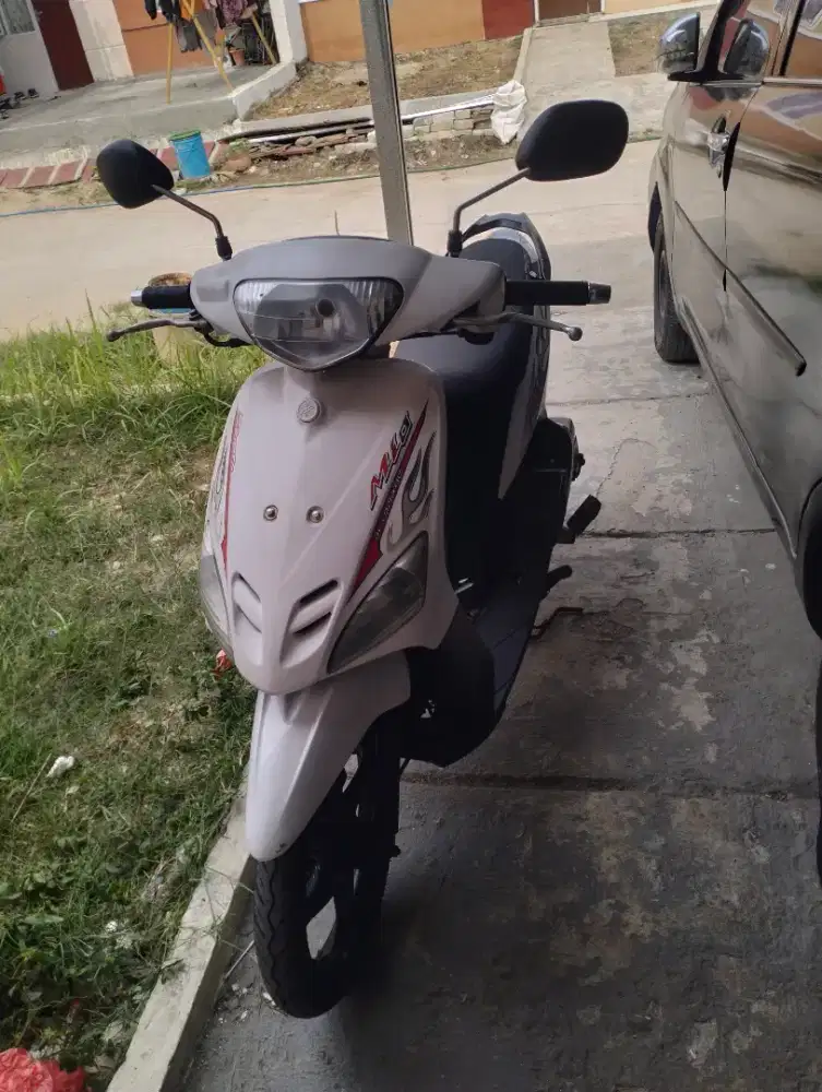 Mio sporty 2006 putih