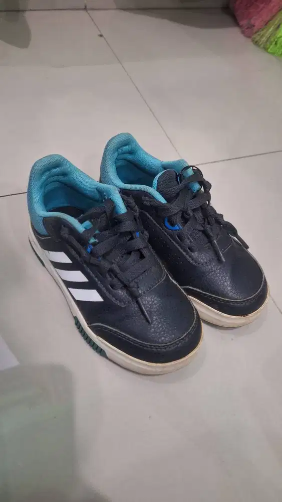 Sepatu Adidas Anak Navy Biru Putih Preloved