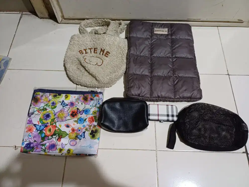 Tas Kecil, Pouch dll
