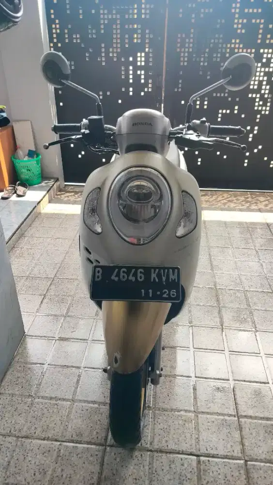 Dijual motor Honda Scoopy prestige keyless Tahun 2021 Akhir